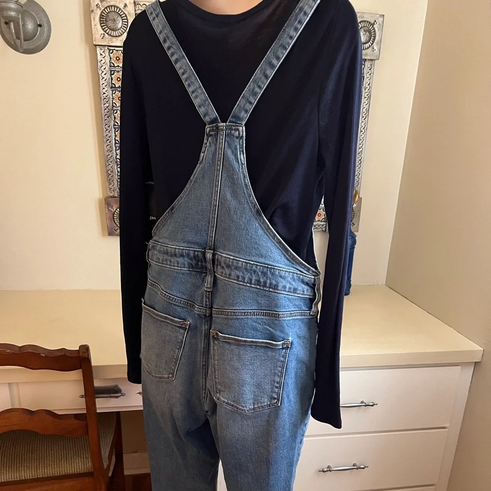 Universal Threads OVERALLS - Picture 3 of 10